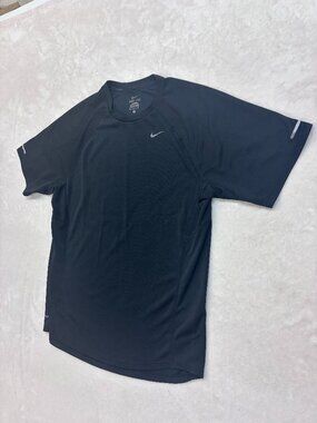 Nike Dri-Fit Men's Black T-Shirt --- Size: Medium --- Good Condition!